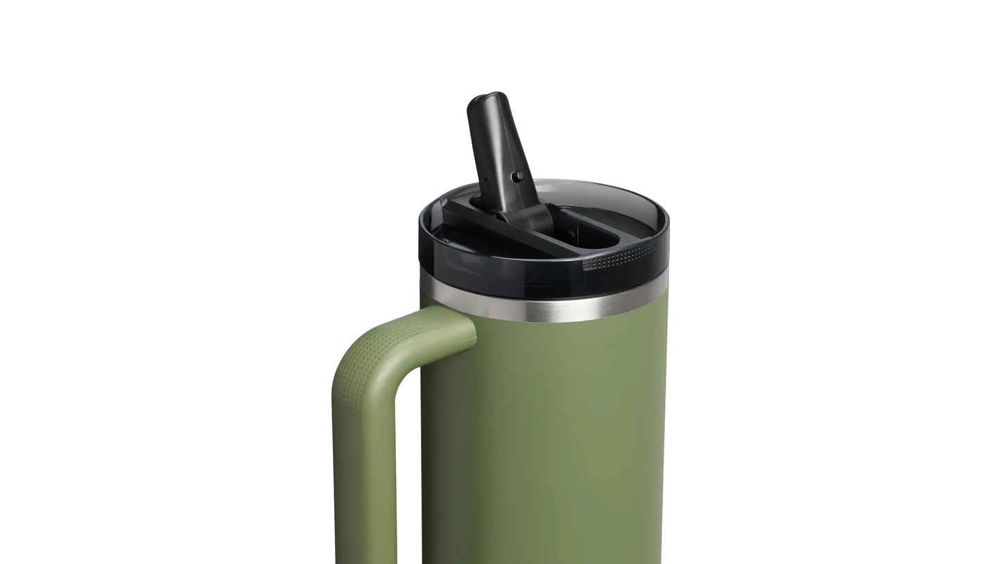 STANLEY The IceFlow™ Flip Straw Tumbler 2.0 | 30 OZ (3色)