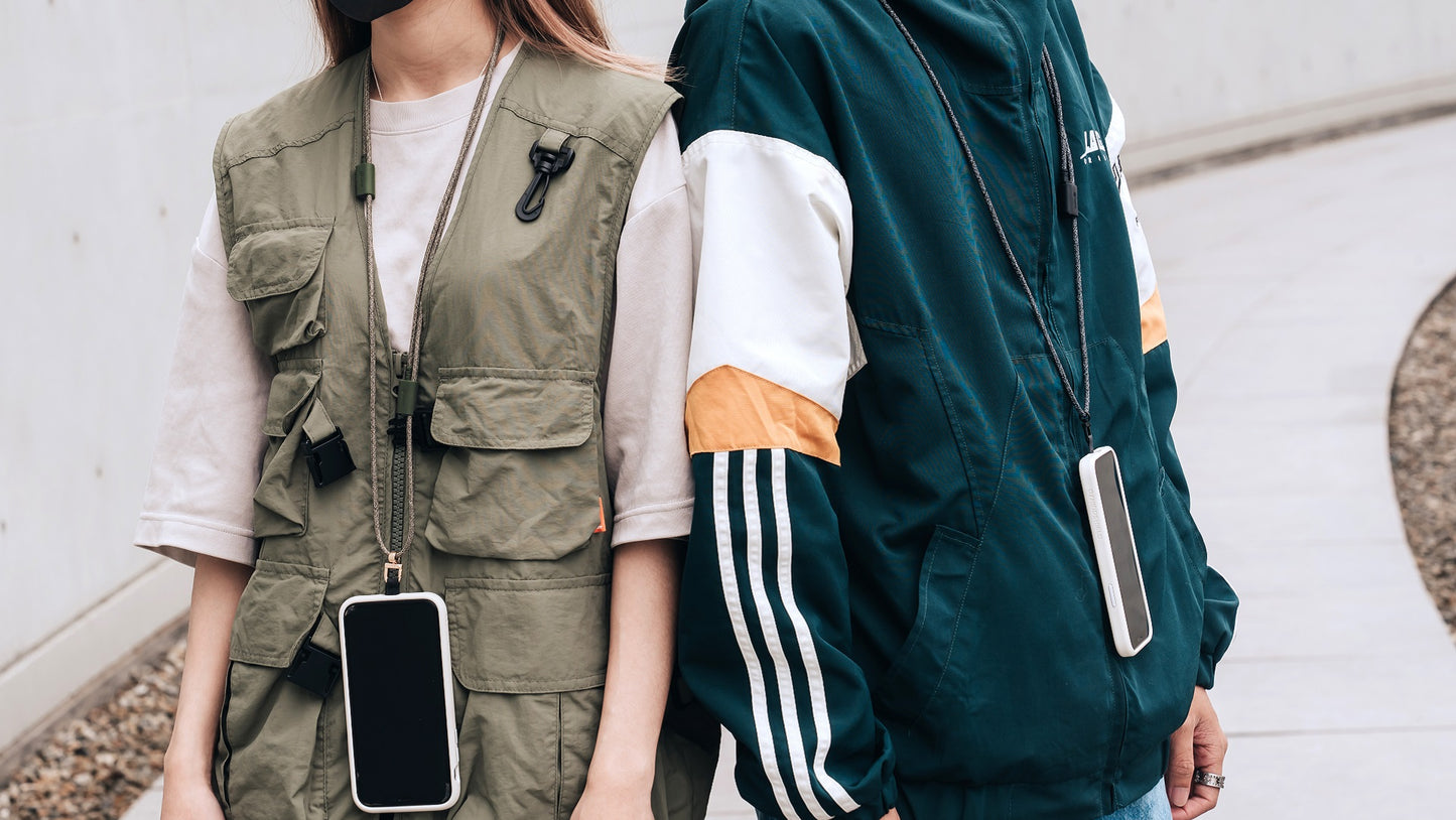 LEXFUN Power Sling 可調式充電線手機背帶 (USB-C/Lightning)